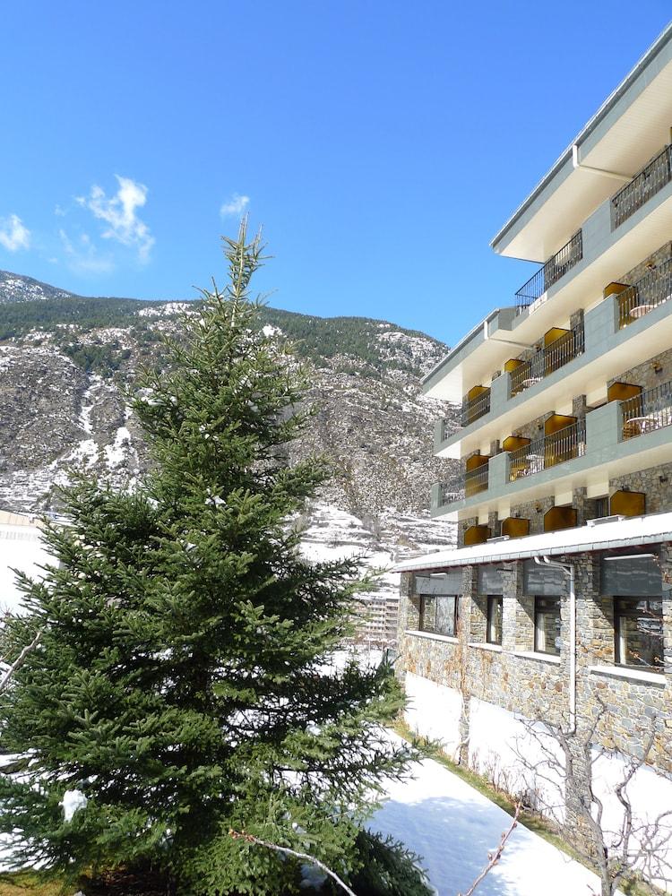 Hotel Coray By Pierre & Vacances Encamp Exterior photo